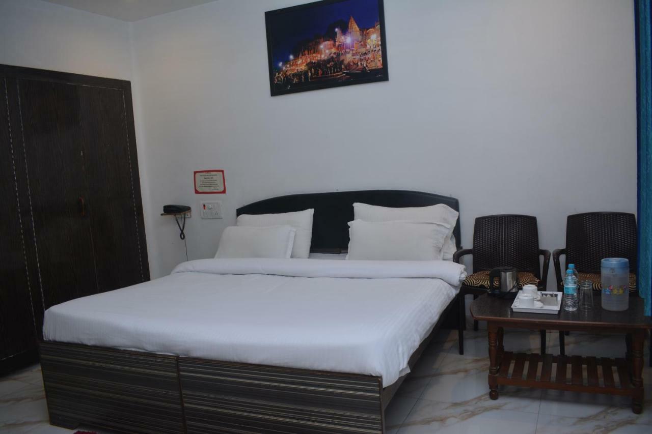 Hotel Tamilnadu Kashi Varanasi Exteriör bild